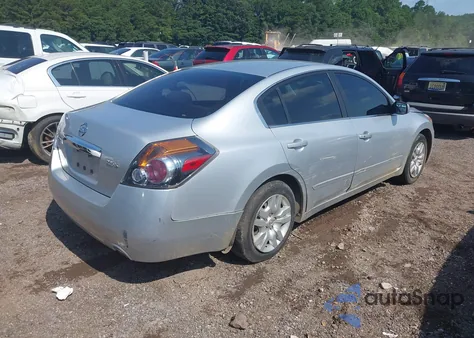 2010 Nissan Altima 2.5 S z USA, uszkodzony, nr VIN 1N4AL2AP0AC142759